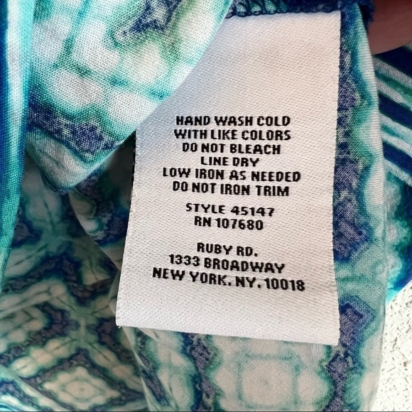 Ruby Rd Boho Blue and white multipattern Tunic. Size M - Picture 6 of 6